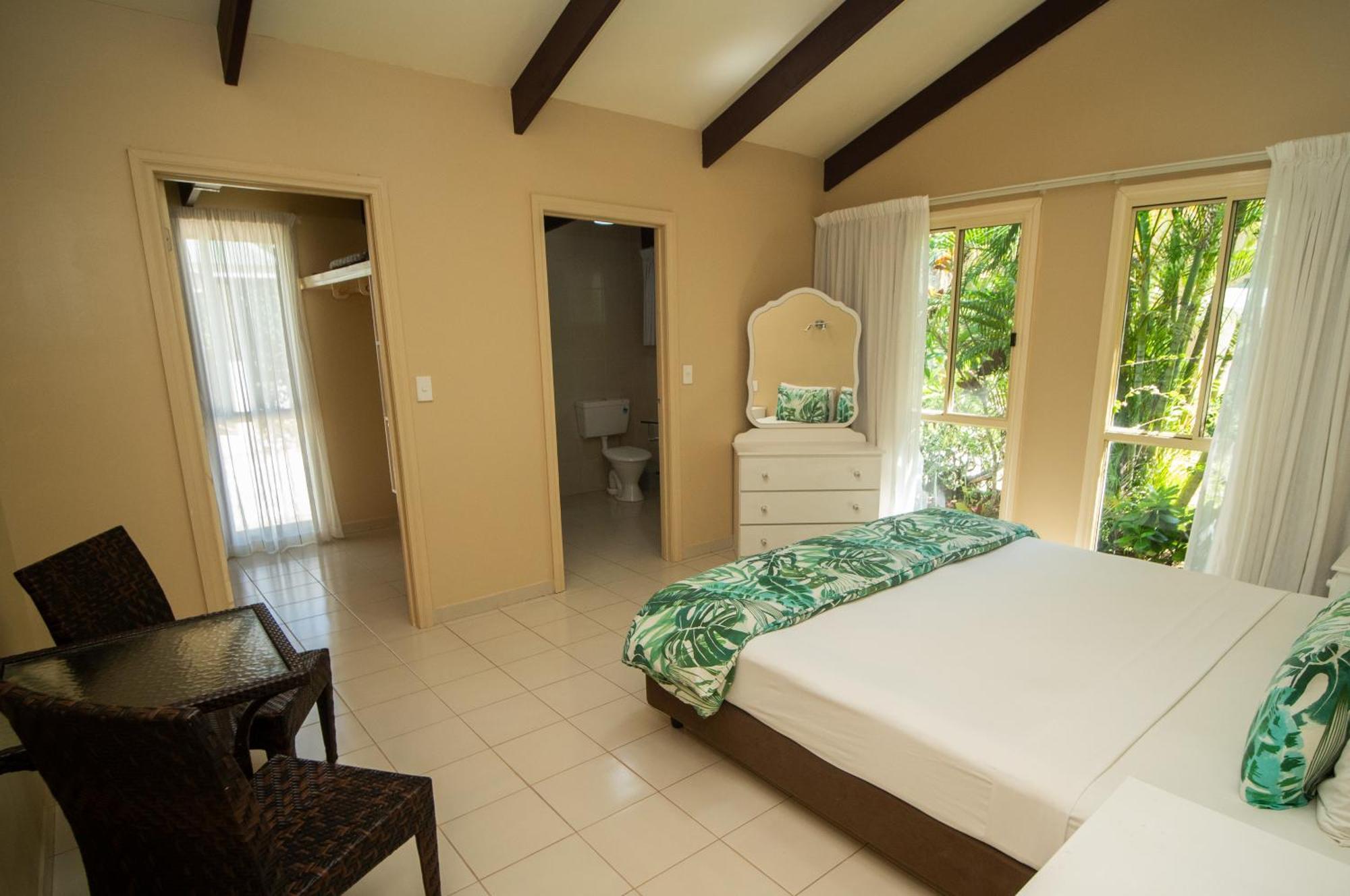 רארוטונגה The Edgewater Resort & Spa מראה חיצוני תמונה